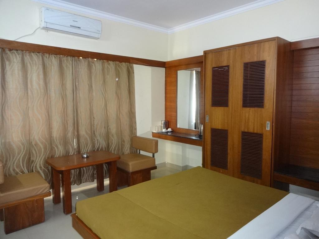 Sheetal Residency Hotel Bangalore Bagian luar foto